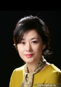Lee Hwa Young