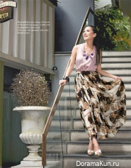 Nune Woranuch on the cover of Lisa Weekly, Nov. 2011