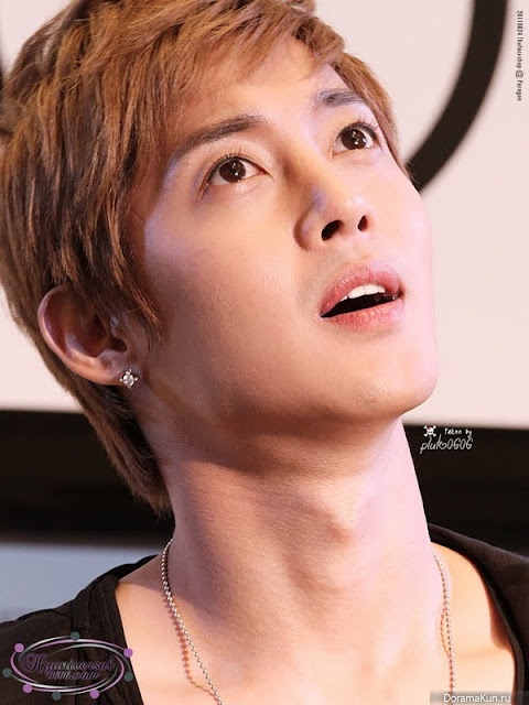 Kim Hyun Joong - Что стоит за 4D личностью