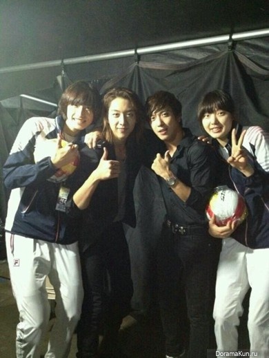 CNBLUE