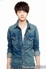 Kwak Dong Yeon