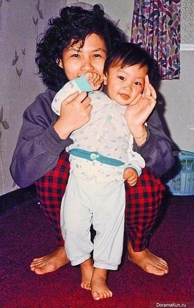 Aaron Yan