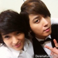 ЁнХва из CNBLUE и Джонхун из F.T. Island