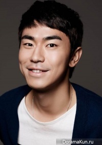 Lee Shi Un