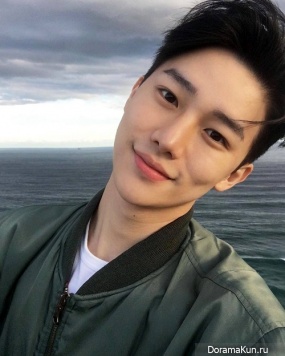 Yuan Lee