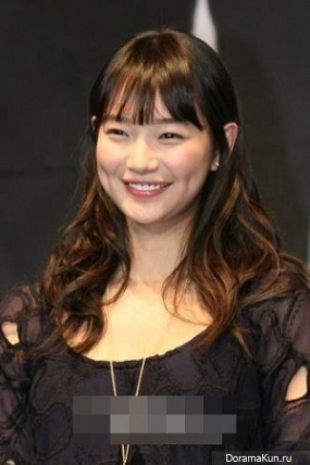 Shin Min Ah