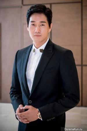 Yoo Ji Tae Yoo Ji Tae