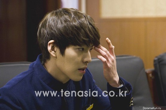 Интервью Lee Jong Suk и Kim Woo Bin для 10asia (январь 2013)