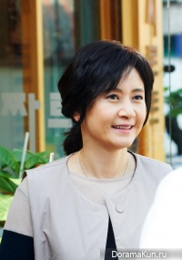 Lee Moon Hee