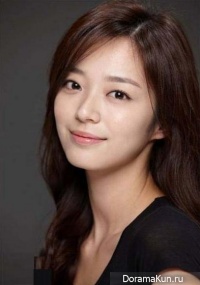 Song Ji In