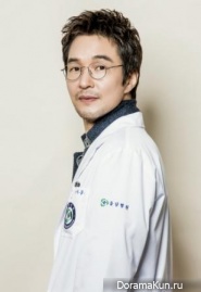Romantic Doctor, Teacher Kim