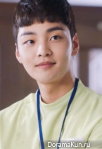 Romantic Doctor, Teacher Kim