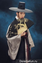 Scholar Who Walks the Night