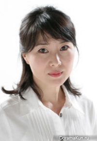 Hwang Young Hee