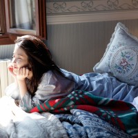 IU